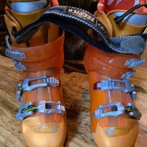 Tecnica ski boots